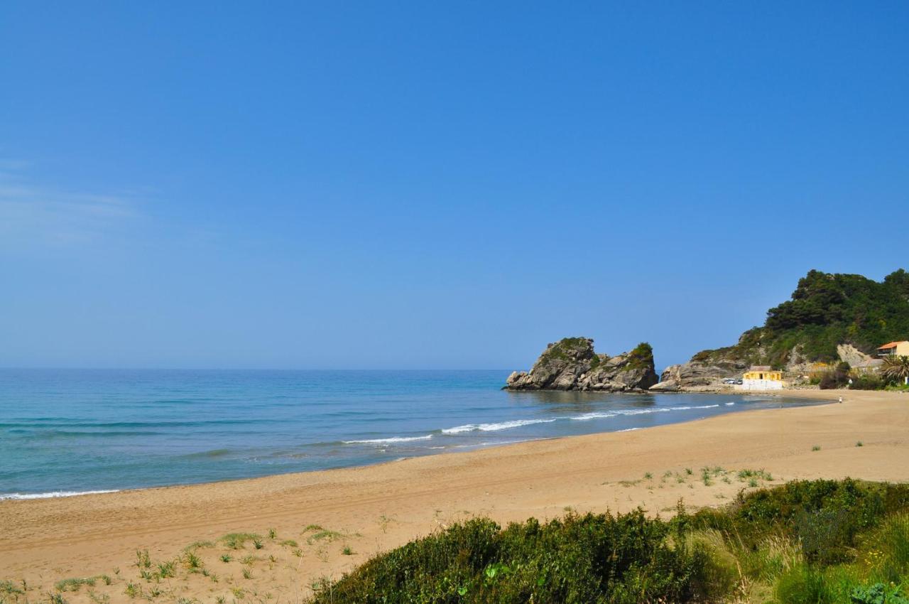 Luxury Loft Apartment With Pool - Pelekas Beach, Corfu Ngoại thất bức ảnh